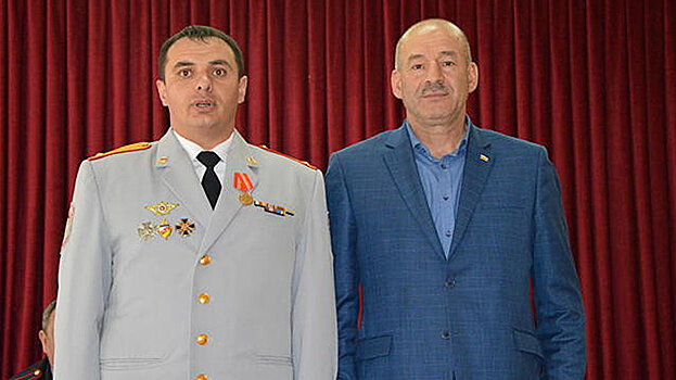 За ключевую роль: сотрудникам МВД Южной Осетии вручили госнаграды