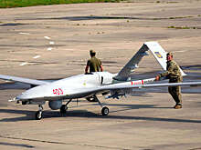 УНИАН: ВСУ могут получить улучшенную версию Bayraktar TB-2