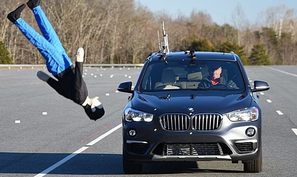 BMW X1 провалил тесты на распознавание пешехода