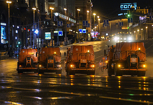 В ночь на субботу улицы Москвы помоют шампунем
