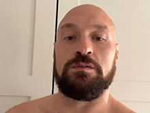 Фьюри показал бойца, побившего Усика 16 лет назад — фото