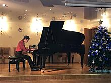 Учащиеся-пианисты из Выхина-Жулебина выступили на рождественском концерте