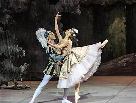 Самарский академический театр оперы и балета приглашает на вечер хореографии Никиты Долгушина