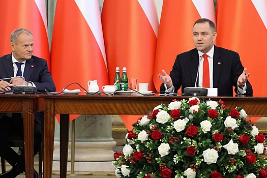 Польские лидеры поспорили из-за «западной угрозы» в сети X