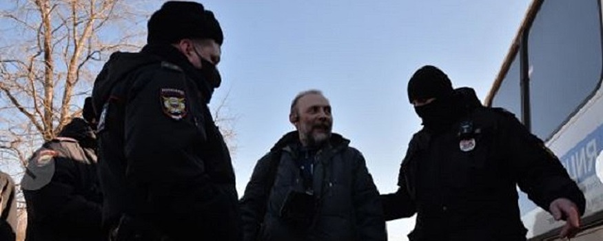 В Петербурге на празднике, посвященном возвращению Крыма, задержали журналистов