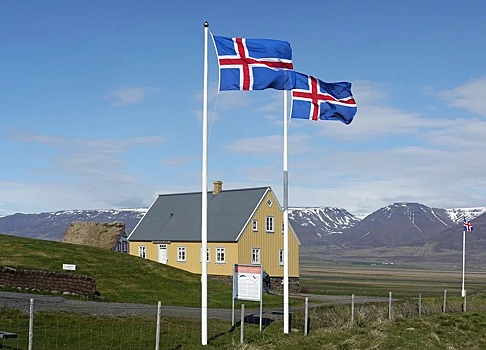 Исландия снимает ковидные ограничения внутри страны и на границе