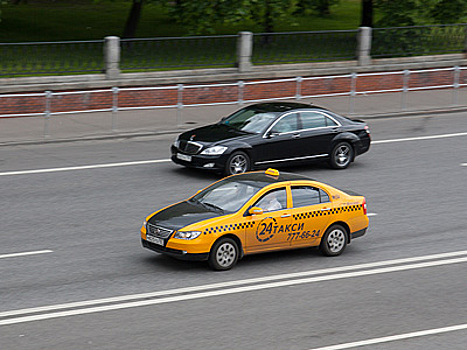 Пострадавшим в ДТП на такси предложили платить два млн рублей