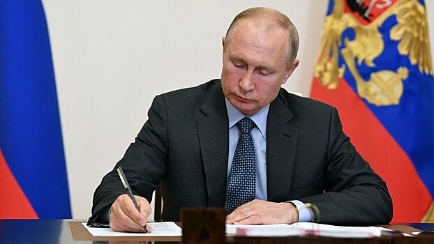 Путин подписал указ о выходных днях с 1 по 10 мая