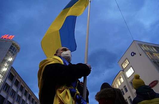 ЕС перечислит Украине первый транш кредитной помощи в €3 млрд