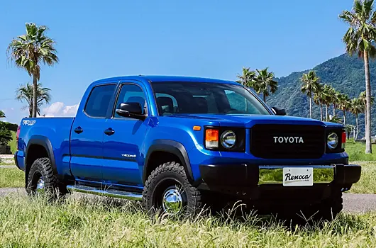 Пикапу Toyota Tacoma пересадили «лицо» от старого Land Cruiser