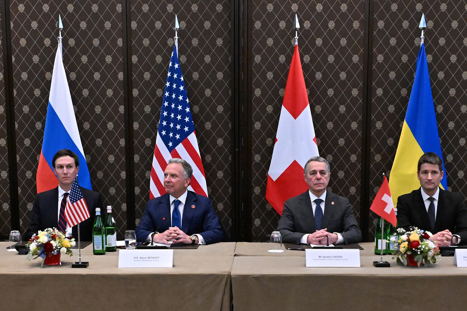 Дипломат Леденев: конфликт между РФ и Украиной движется к урегулированию