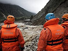 На территорию главного музея Камчатки сошел оползень
