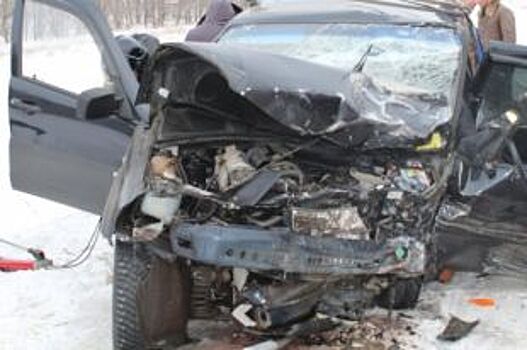 Женщина погибла в столкновении двух автомобилей на трассе Южного Урала