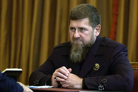 Песков не прокомментировал слова Кадырова о подготовке покушения и кровной мести