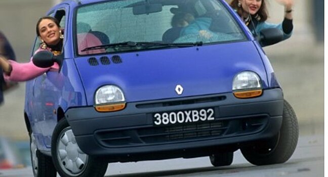 Twingo Renault: Автомобиль на вторичном рынке можно найти за 75 000–150 000 руб