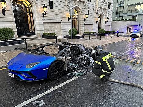 Российский студент решил судиться из-за сгоревшей арендованной Lamborghini