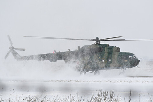 СК возбудил уголовное дело после падения вертолета Ми-8 на лед в Ульяновской области