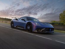 Maserati представила дорожную версию гоночной машины GT2
