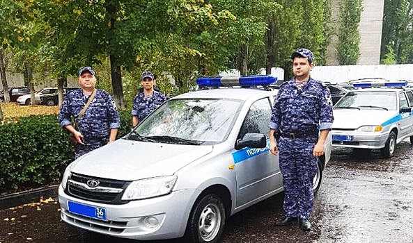 В Воронеже росгвардейцы нашли в лесу пропавшую 10-летнюю девочку