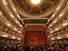 Зачем России департамент театров?