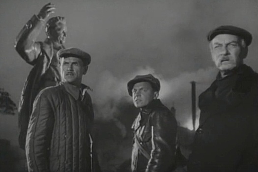 Какие военные фильмы снимали в 1942 году