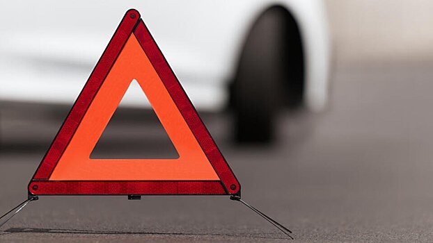 17 человек пострадали в ДТП с перевернувшимся автобусом