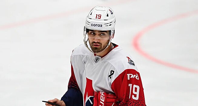 Рябыкин об обмене Акмальдинова: «Глупо было бы держать парня, не давая ему шансов выступать в КХЛ. Мы пошли на это, чтобы он рос»