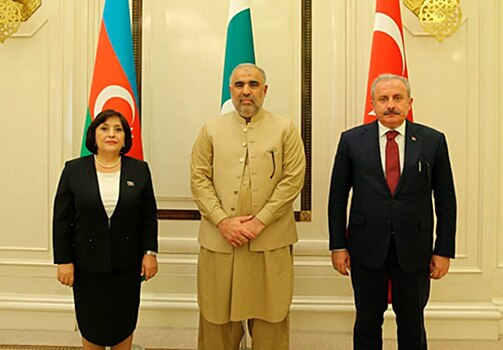 Спикеры парламентов Азербайджана, Турции и Пакистана подписали декларацию о сотрудничестве