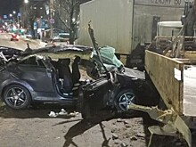 В Смоленске пьяный водитель влетел в манипулятор