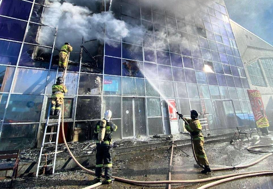 Магазин бытовой техники загорелся в Башкирии