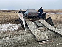 Подтопленная дорога в Карталинском районе пока остается закрытой, но вода уже ушла