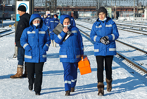 О коронавирусе начали предупреждать в электричках