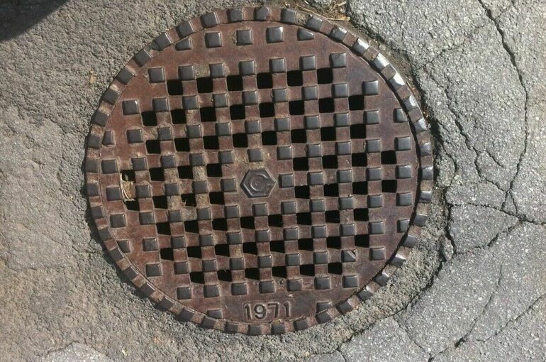 В Омске на мосту около Телецентра обустроят новую ливнёвку