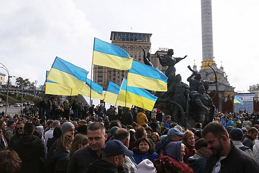 Киев объяснился за отказ от плана по миру в Донбассе