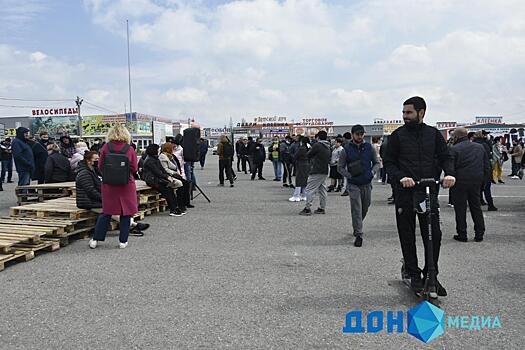 Власти встретились с предпринимателями донского рынка &laquo;Атлант&raquo;