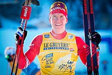 Большунов выиграл гонку на «Тур де Ски» и повторил рекорд, даже не толкаясь – подробности