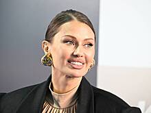 Жалующаяся на обвинения в эскорте Боня разрешила мужчинам присылать ей деньги