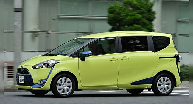 Toyota Yaris стал бестселлером в Японии