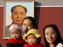 В Китае семьям разрешили заводить трех детей