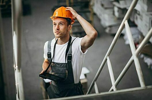 Одним зарплата, другим саморазвитие: чего ждут от работодателей сотрудники разных возрастов