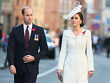 Принц Уильям и Кейт Миддлтон поделились редкими архивными снимками своих семей