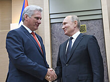 Путин пообещал приехать на Кубу