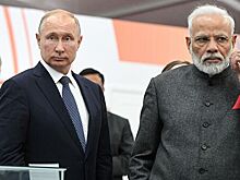 Путин обсудил с Моди ситуацию в Ливии