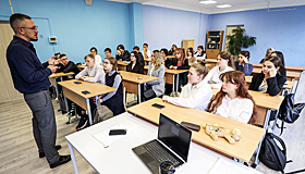 В РФ оценили идею о крупных штрафах за оскорбление учителей