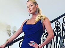 «Пусть эта тайна остается самой прекрасной»: Волочкова романтично поздравила своего загадочного возлюбленного