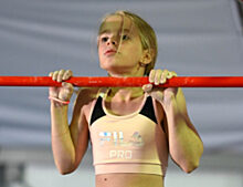 Чемпионами Красноярска по подтягиванию стали 9-летняя девочка и мировой рекордсмен