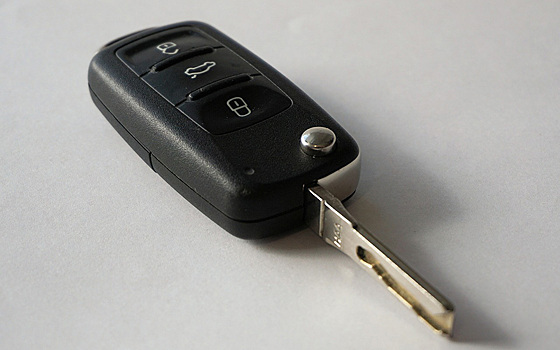 Бывший владелец из-за штрафов угнал машину рязанца