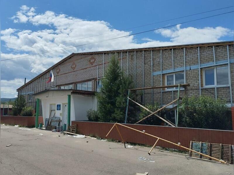 Прокуратура обязала подрядчика ускорить ремонт спортшколы в Забайкалье