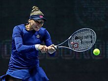Вера Звонарёва проиграла Аманде Анисимовой на старте турнира в Дубае