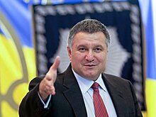 Серый кардинал Украины начинает большую игру